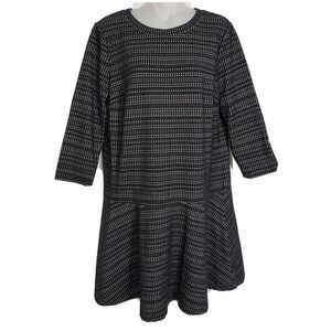 Ann Taylor Loft Dress Size Large Petite 3/4 Fit & Flare Sleeve Black Above Knee